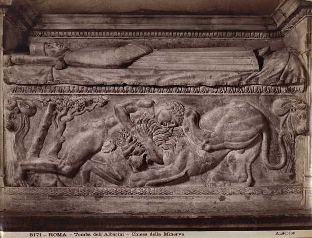 Anderson — Roma - Tomba dell'Alberini - Chiesa della Minerva — particolare, parte centrale con la statua del defunto e il rilievo di Ercole che uccide il leone Nemeo